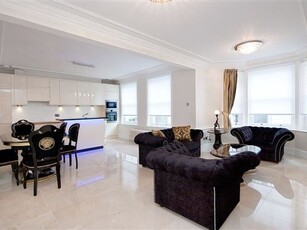 1 room luxury Flat for sale in London, United Kingdom