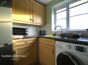 2 bedroom apartment for sale in Chillington Way, Stoke-On-Trent ST6 8GJ, ST6