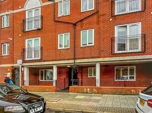 2 bedroom apartment for sale in Elm Grove, Southsea, Hampshire, PO5