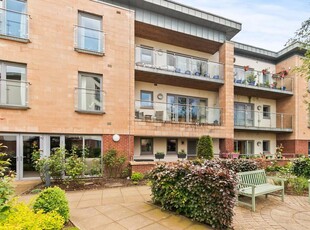 2 bedroom apartment for sale in Greenwood Grove East, Newton Mearns, G77