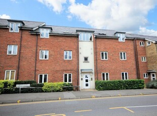 2 bedroom apartment for sale in Hieatt Close, Mount Pleasant, Reading, Berkshire, RG1
