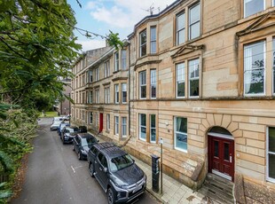2 bedroom apartment for sale in Holyrood Quadrant, Kelvinbridge, Glasgow, G20