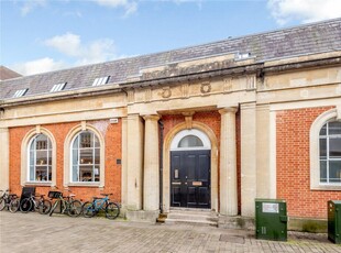 2 bedroom apartment for sale in Market Street, Winchester, Hampshire, SO23
