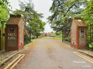 2 bedroom apartment for sale in Treetops, The Mount, Caversham, Reading, RG4