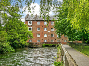 2 bedroom apartment for sale in Wharf Mill, SO23