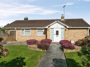 2 bedroom bungalow for sale in Marlow Avenue, Chester, Cheshire, CH2