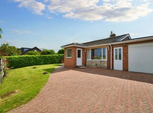 3 bedroom detached bungalow for sale in Olivers Battery, SO22