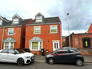 2 bedroom flat for sale in 6 Robey Court, Robey Street, Lincoln, Lincolnshire, LN5