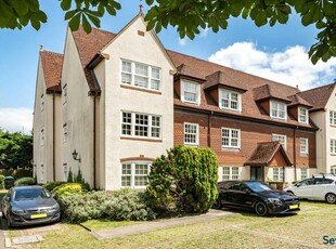 2 bedroom flat for sale in Cranley Manor, Cranley Road, Guildford, Surrey, GU1