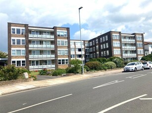 2 bedroom flat for sale in Eastern Parade, Southsea, PO4