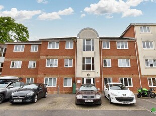 2 bedroom ground floor flat for sale in Park View, Prospect Place, EX4