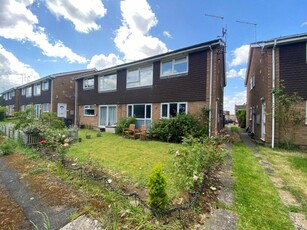 2 bedroom maisonette for sale in Birkdale Close, Links View, Northampton NN2 7PD, NN2