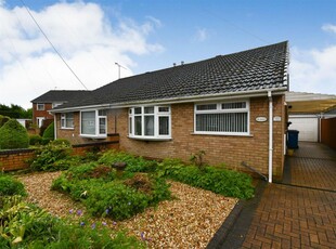 2 bedroom semi-detached bungalow for sale in Normanton Rise, Hull, HU4