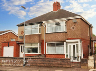 2 bedroom semi-detached house for sale in Minton Street, Stoke-On-Trent, ST4