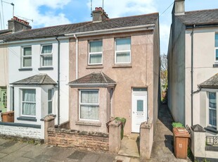 2 bedroom semi-detached house for sale in Tresluggan Road, Plymouth, PL5