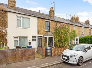 2 bedroom terraced house for sale in Golden Road, East Oxford, OX4