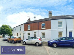 2 bedroom terraced house for sale in Station Road, Worthing, West Sussex, BN11