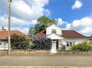 3 bedroom bungalow for sale in Jockey Road, Sutton Coldfield, West Midlands, B73
