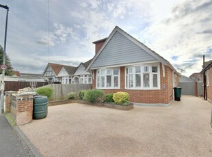 3 bedroom chalet for sale in South Road, Cosham, Portsmouth, PO6