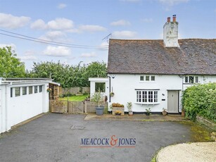 3 bedroom cottage for sale in Nine Ashes Road, Stondon Massey, Brentwood, CM15