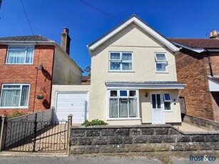 3 bedroom detached house for sale in Balston Road, Parkstone, Poole, Dorset, BH14