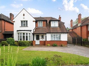 3 bedroom detached house for sale in Bassett Crescent West, Bassett, Southampton, Hampshire, SO16