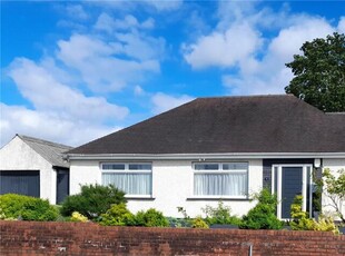 3 bedroom detached house for sale in Heol Cae Copyn, Loughor, Swansea, SA4