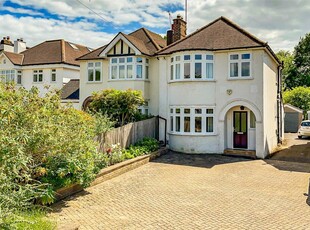 3 bedroom detached house for sale in Hill End Lane, St. Albans, Hertfordshire, AL4