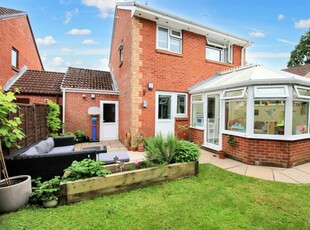 3 bedroom detached house for sale in Monnow Gardens, West End, SO18
