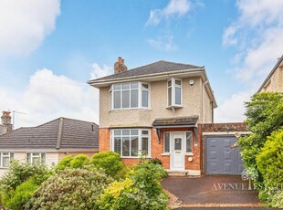 3 bedroom detached house for sale in Saxonhurst Road, Bournemouth, Dorset, BH10