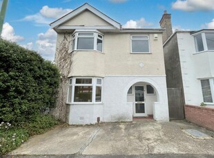 3 bedroom detached house for sale in Southbourne, BH5