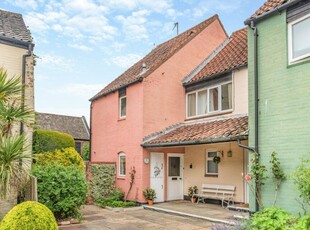 3 bedroom end of terrace house for sale in Strangers Court, Pottergate, Norwich, Norfolk, NR2