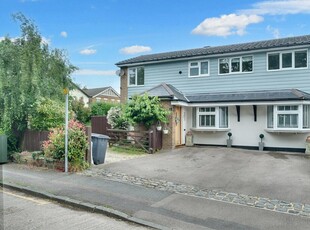 3 bedroom end of terrace house for sale in Vellacotts, Broomfield, Chelmsford, CM1