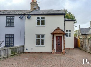 3 bedroom end of terrace house for sale in Warley Hill, Great Warley, CM13