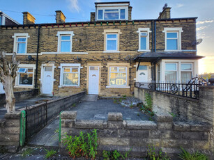 3 bedroom end of terrace house for sale in Westfield Road, Bradford, BD9 5EF, BD9