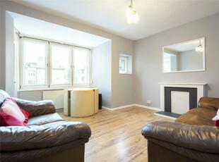 3 bedroom flat for sale in Wilton Estate, Greenwood Road, London Fields, London, E8