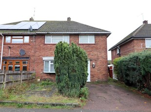 3 bedroom semi-detached house for sale in Cheney Road, Luton, Bedfordshire, LU4 9ET, LU4