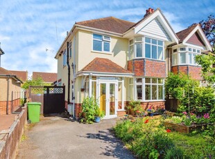 3 bedroom semi-detached house for sale in Evelyn Crescent, Upper Shirley, Southampton, Hampshire, SO15