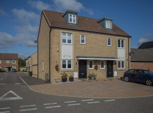 3 bedroom semi-detached house for sale in Kite Way, Hampton Vale, Peterborough, PE7