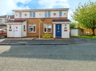 3 bedroom semi-detached house for sale in Mareham Close, Bracebridge Heath, Lincoln, LN4