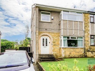 3 bedroom semi-detached house for sale in Robin Close, Bradford, West Yorkshire, BD2