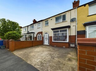 3 bedroom terraced house for sale in Carisbrooke Road, Town Moor, Doncaster, DN2