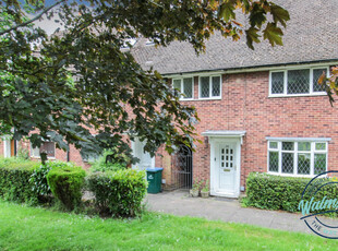 3 bedroom terraced house for sale in Centenary Road, Coventry, CV4