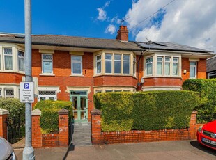 3 bedroom terraced house for sale in Hampton Road, Heath, Cardiff, CF14