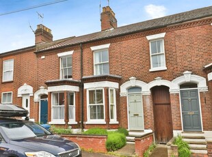 3 bedroom terraced house for sale in Lincoln Street, Norwich, NR2