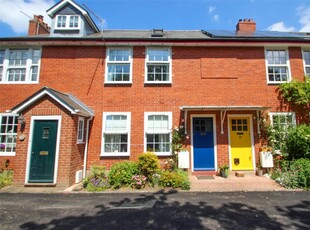 3 bedroom terraced house for sale in Osborne Close, Royal Victoria Country Park, Netley Abbey, Southampton, SO31