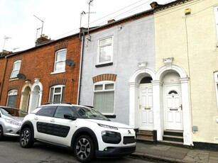 3 bedroom terraced house for sale in Talbot Road, Abington, Northampton, NN1