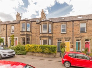 4 bed double upper flat for sale in Leith Links