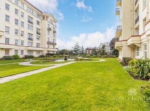 4 bedroom apartment for sale in Bath Road, Bournemouth, Dorset, BH1