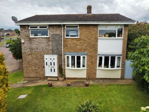 4 bedroom detached house for sale in Acre Lane, Kingsthorpe, Northampton NN2
